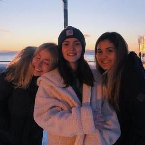 Meet your Posher, Molly